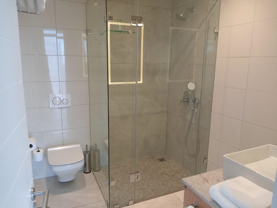 To Let 2 Bedroom Property for Rent in Sea Point Western Cape